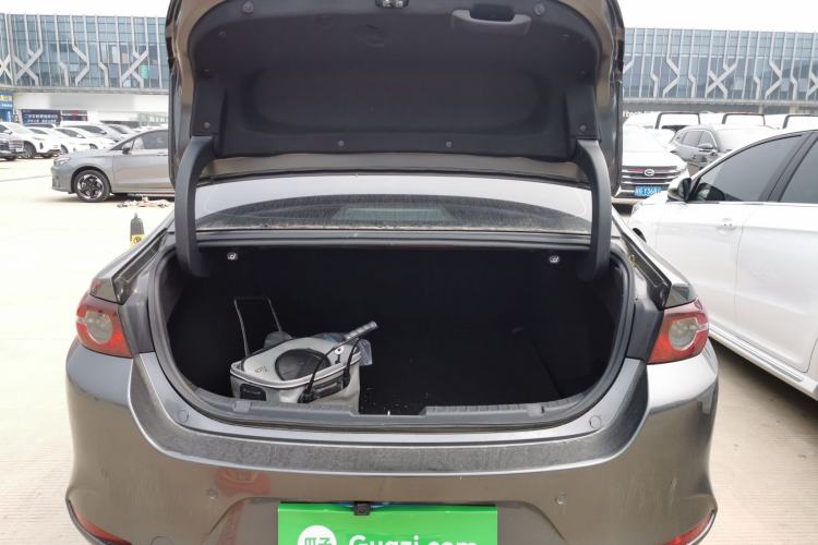 Used Mazda 3 Axela 2022 2.0L Automatic Zhiqing Edition