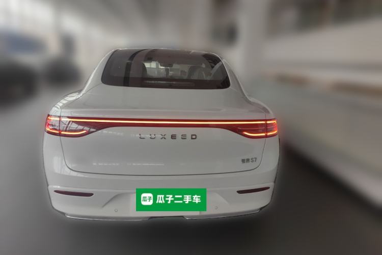 Used Hima Luxeed S7 2024 Pro Model Rear