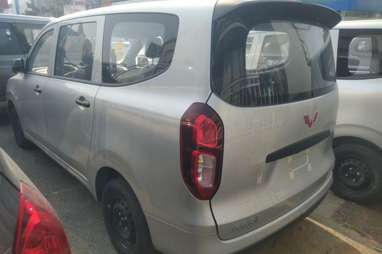 Used Wuling Hongguang New Energy 2024 All-Electric Model 300KM Standard Version
