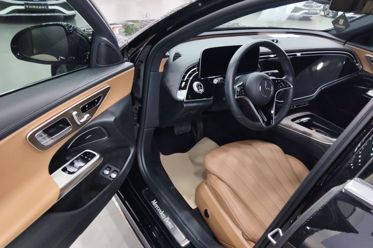Used Mercedes-Benz E-Class New Energy 2024 E 350 e L Plug-in Hybrid Sedan Driver Seat