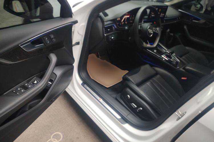 Used Audi A4L 2020 40 TFSI Luxury Dynamic Model
