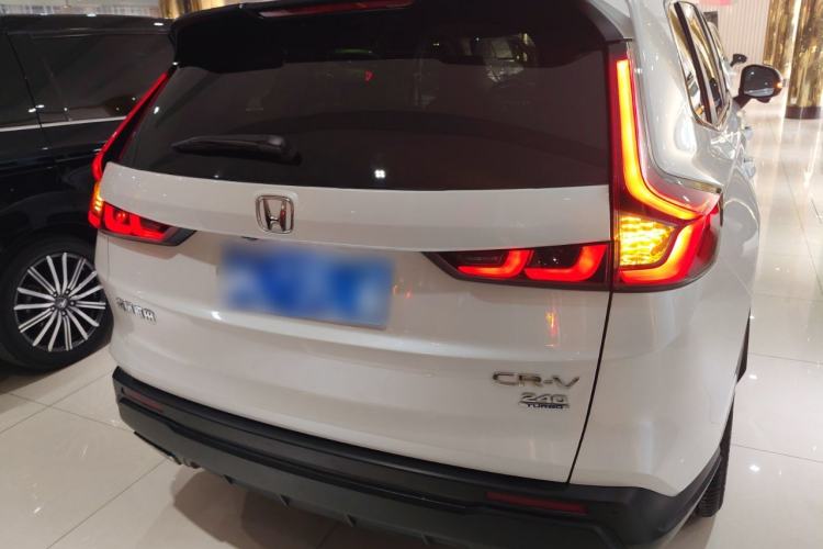 Used Honda CR-V 2023 240TURBO Two-Wheel Drive Deluxe Edition 7 Seats
