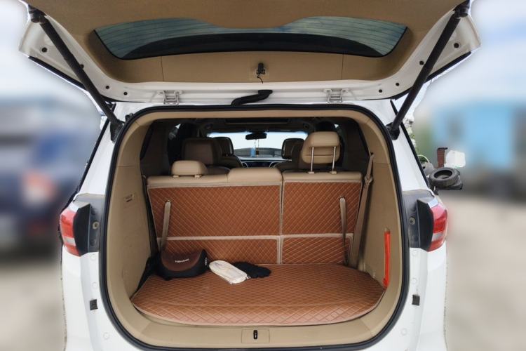 Ojetý Buick GL8 2018 ES 28T Flagship Model China VI Standard