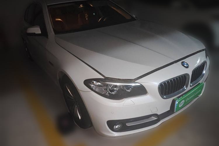 Used BMW 5 Series 2015 520i Elegant Edition
