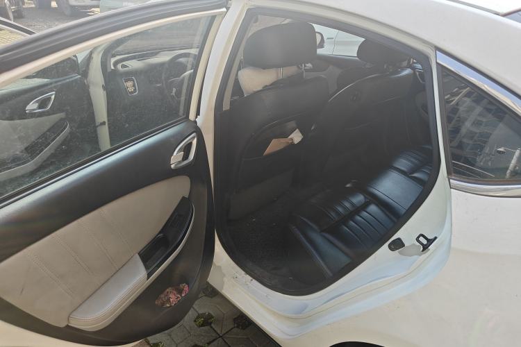 Used Luxgen 5 2015 1.8T Automatic ZhiZun Model