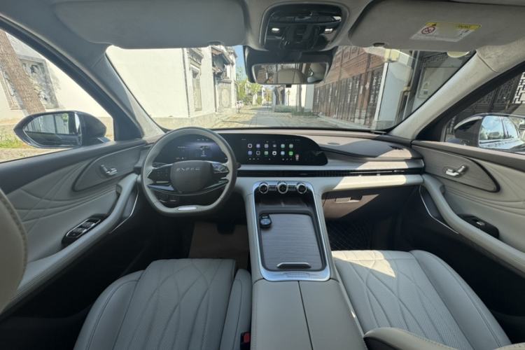 Used EXEED Stellar C-DM 2024 1.5T Long-Range Pro Interior 6