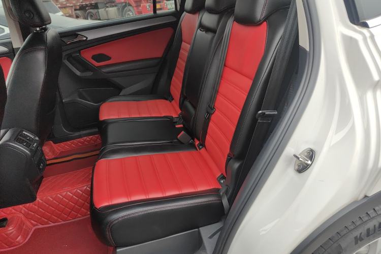 Used Volkswagen Tiguan L 2017 330TSI Automatic Two-Wheel Drive Luxury Edition
