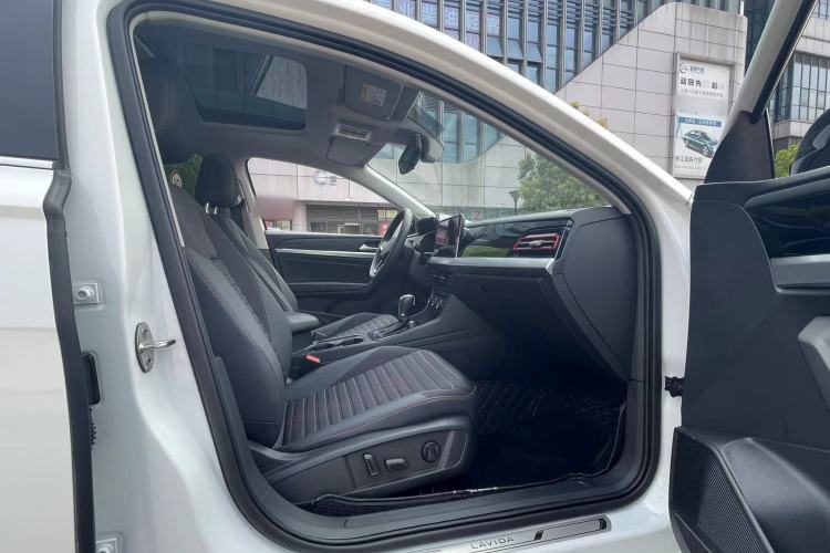 Used Volkswagen Lavida 2024 300TSI DSG Starry Sky Deluxe Edition Interior 4