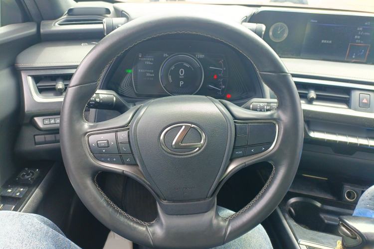 Used Lexus UX 2020 260h Explore-Cool Edition