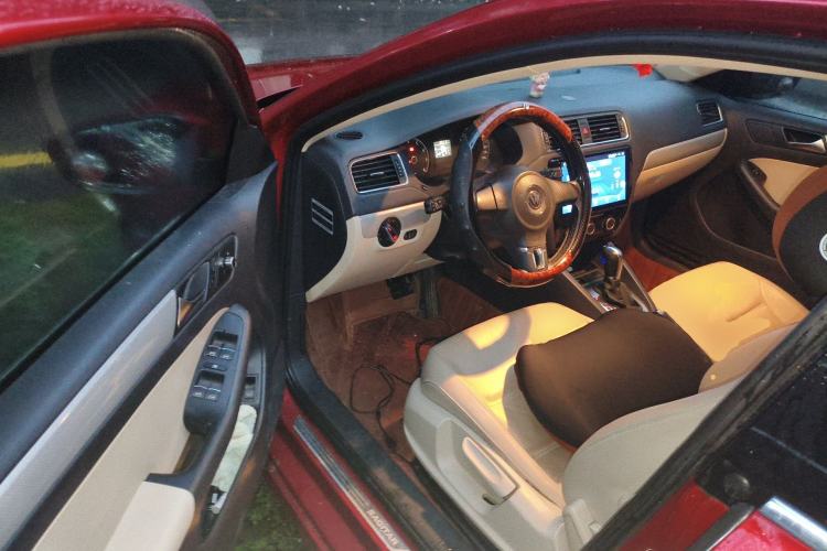 Used Volkswagen Sagitar 2014 Revised Version 1.6L Automatic Comfort Edition
