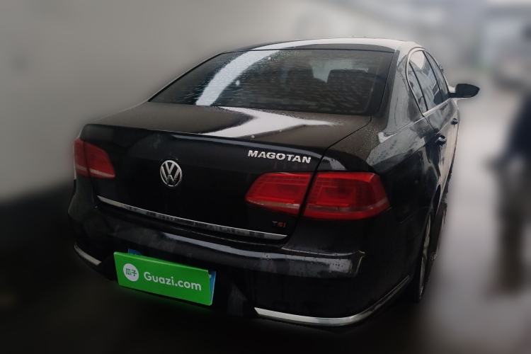 Used Volkswagen Magotan 2013 1.8TSI Luxury Model Rear