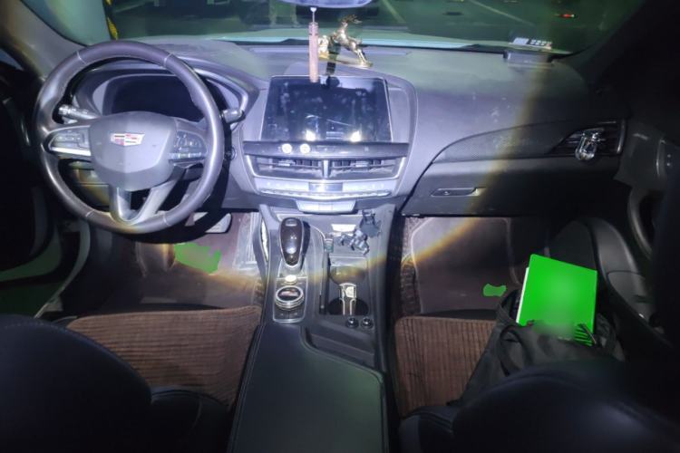 Used Cadillac CT5 2020 28T Fashion Edition Center Console