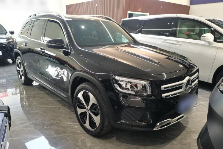 Used Mercedes-Benz GLB 2022 Updated GLB 200 Fashion Edition Front Right 45 Deg