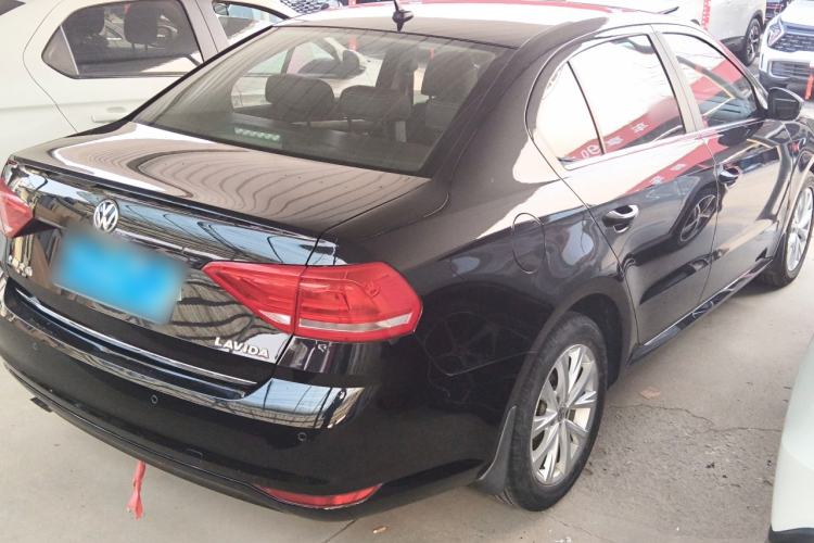 Used Volkswagen Lavida 2015 1.6L Automatic Comfort Edition Rear Right 45 Deg