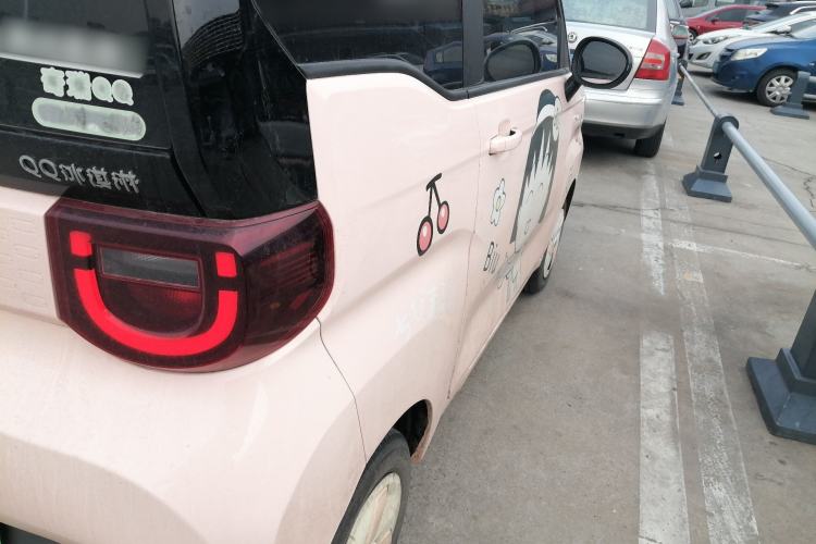 Used Chery QQ Ice Cream 2022 170km Sundae Phosphate Lithium-Ion
