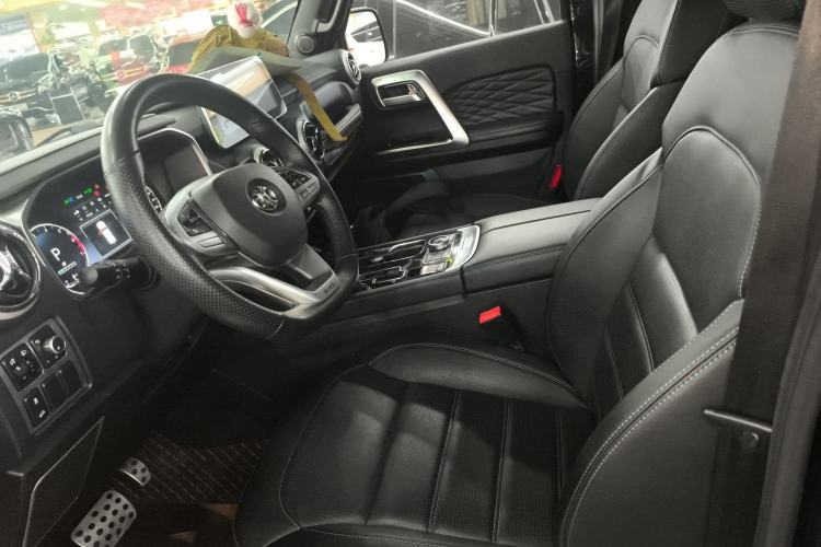 Used BAIC Off-Road BJ40 2019 2.0T Automatic Four-Wheel Drive Urban Hunter Edition Flagship Model China V Emission Standard
