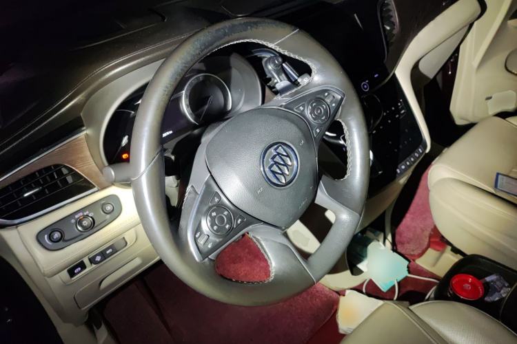 Used Buick GL8 2017 28T Avenir Avia National Emission Standard V
