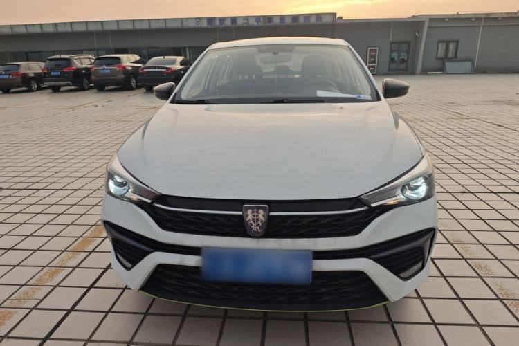 Used Roewe i5 2021 1.5L CVT Platinum Edition Front