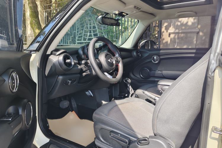 Used MINI MINI 2016 1.2T ONE Pioneer Edition
