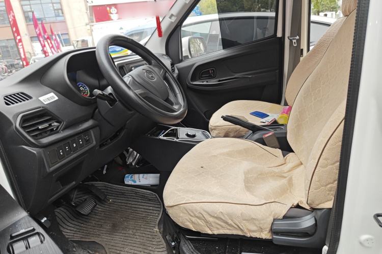 Used CHANGAN KAICHENG Ruixing EM80 2025 Passenger Version Comfort Edition 6-Seater 300 km Dual-Swing Doors Left Front Seat