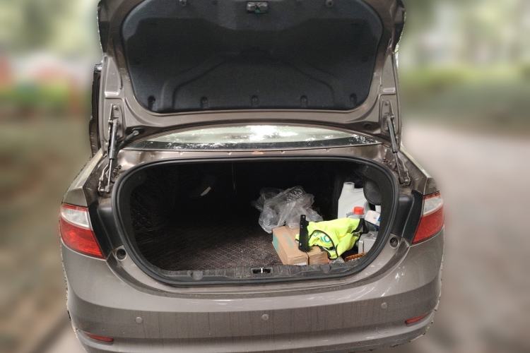 Used Chery Arrizo 7 2015 1.6L Manual Zhi Ling Edition