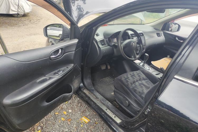 Used Nissan Tiida 2011 1.6L CVT Comfort Model
