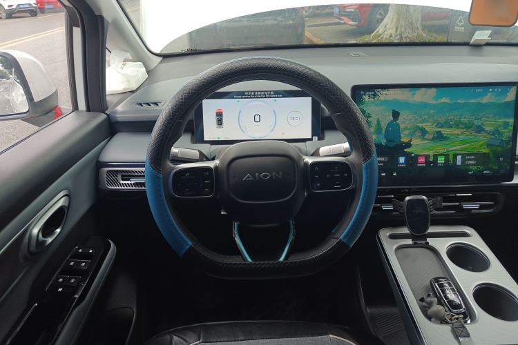 Used AION Y 2023 Plus 610 Enjoy Edition