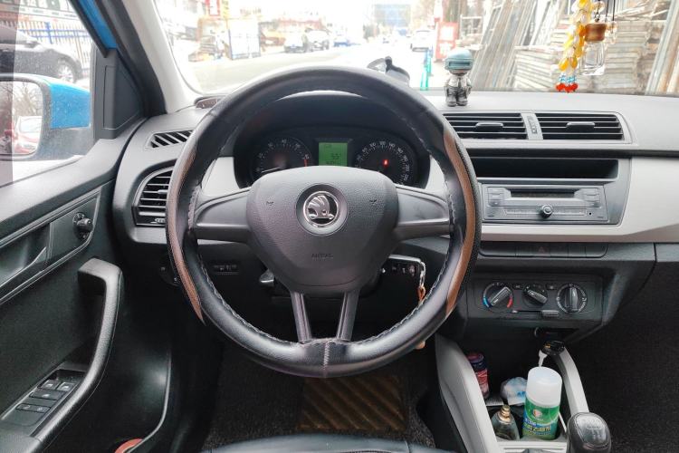 Used Skoda Fabia 2015 1.4L Manual Front-Wheel Drive Model