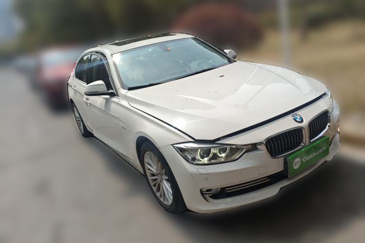 Used BMW 3 Series 2013 Facelift 328Li Luxury Design Package Front Right 45 Deg