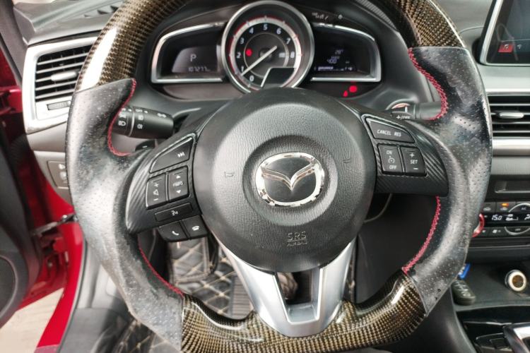 Used Mazda 3 Axela 2014 Sedan 2.0L Automatic Flagship Model