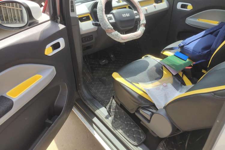 Used Chery New Energy QQ Ice Cream 2022 170km Sundae Phosphate Lithium-Ion