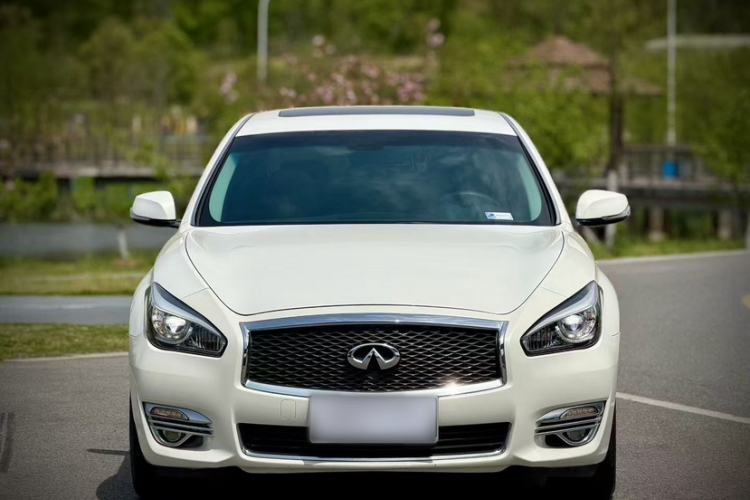 Used Infiniti Q70 2015 Q70L 2.5L Elite Edition Exterior 1