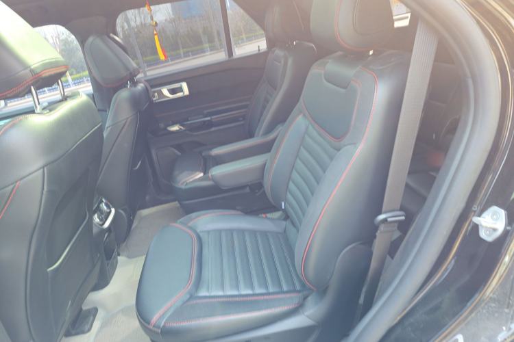 Used Ford Explorer 2023 EcoBoost 285 4x4 ST-LINE 6-Seater
