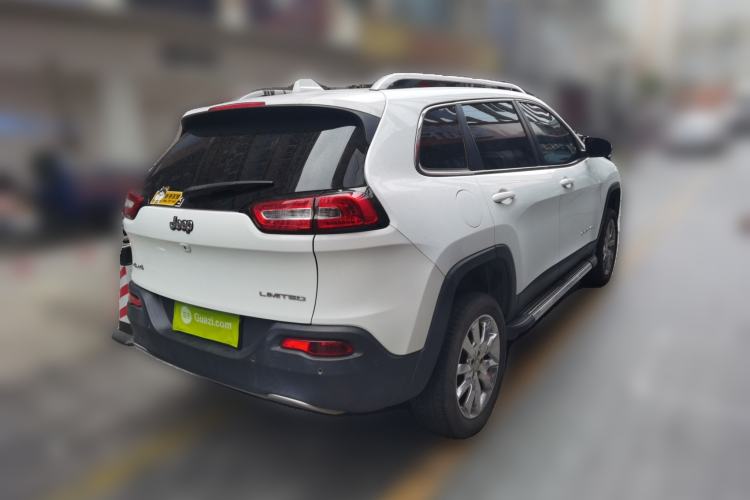 Used Jeep Cherokee 2014 2.4L Elite Edition Rear Right 45 Deg
