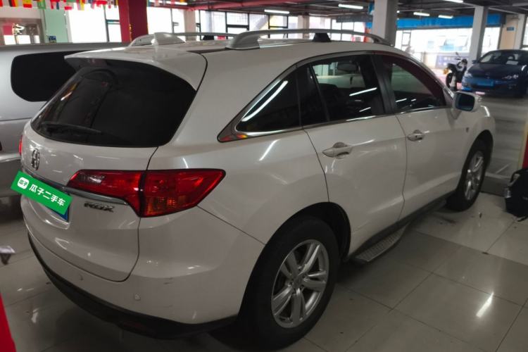 Used Acura RDX 2013 3.0L Two-Wheel Drive Elite Edition Rear Right 45 Deg