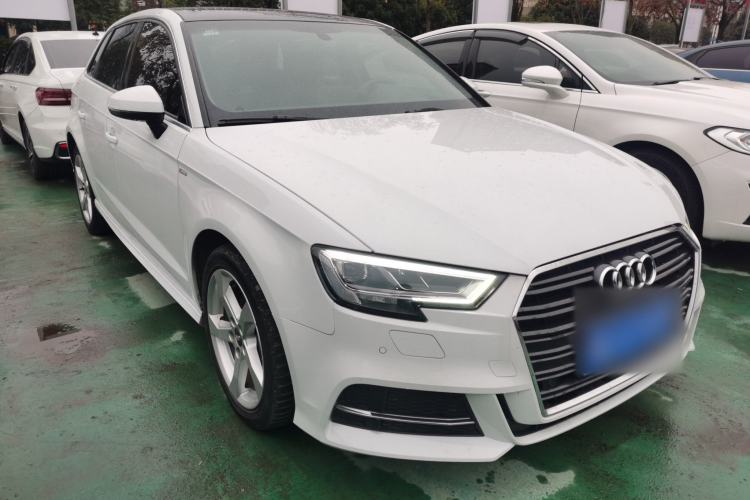 Used Audi A3 2019 Sportback 35 TFSI Fashion Edition China V