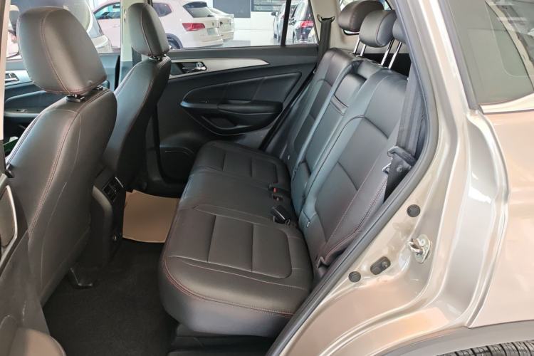 Used CHANGAN CS75 2016 1.8T Automatic Elite Model China V Standard
