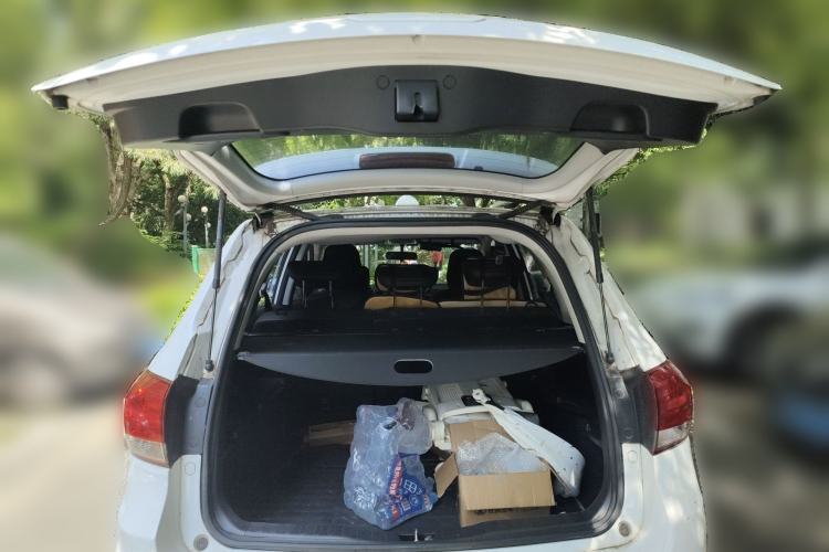 Used Haval H6 2016 Upgraded Model 1.5T Automatic Two-Wheel Drive Elite Version
