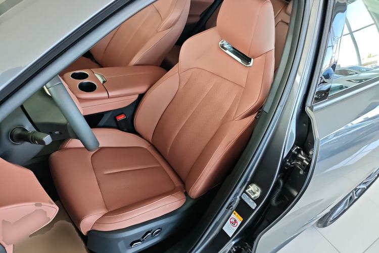 Used CHANGAN UNI-Z 2025 1.5T Premium Edition Left Front Seat