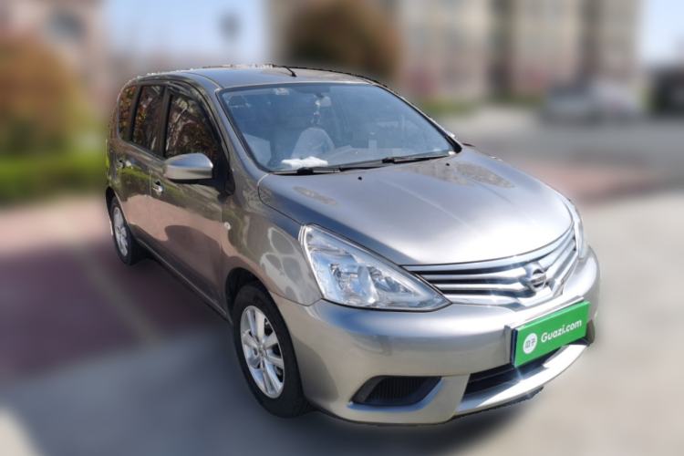 Used Nissan Livina 2015 1.6XE CVT Comfort Edition Front Right 45 Deg