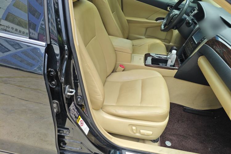 Used Toyota Camry 2015 Dual-Engine 2.5 HG Luxury Navigation Edition Right Front Seat