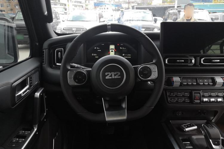 Used 212 T01 2025 Model 2.0T Diesel
