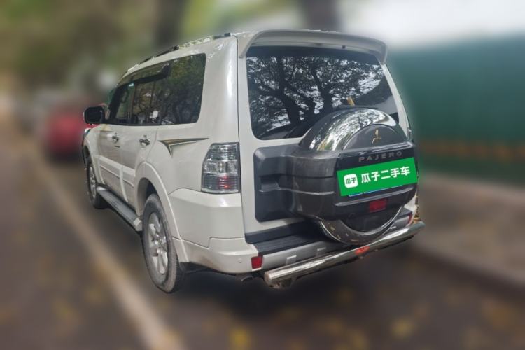 Used Mitsubishi Pajero 2016 3.0L Automatic Prestige Version China V Standard Rear Left 45 Deg