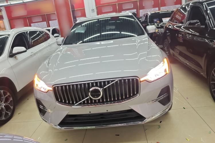 Used Volvo XC60 New Energy 2025 Plug-in Hybrid Long-Range All-Wheel Drive Smart & Luxurious Edition