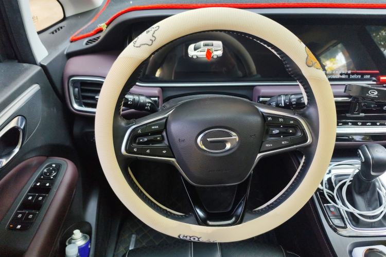 Used GAC Trumpchi M6 2021 PRO 270T DCT Luxury Edition Steering Wheel