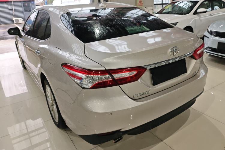 Used Toyota Camry 2021 2.0G Luxury Edition Exterior 2
