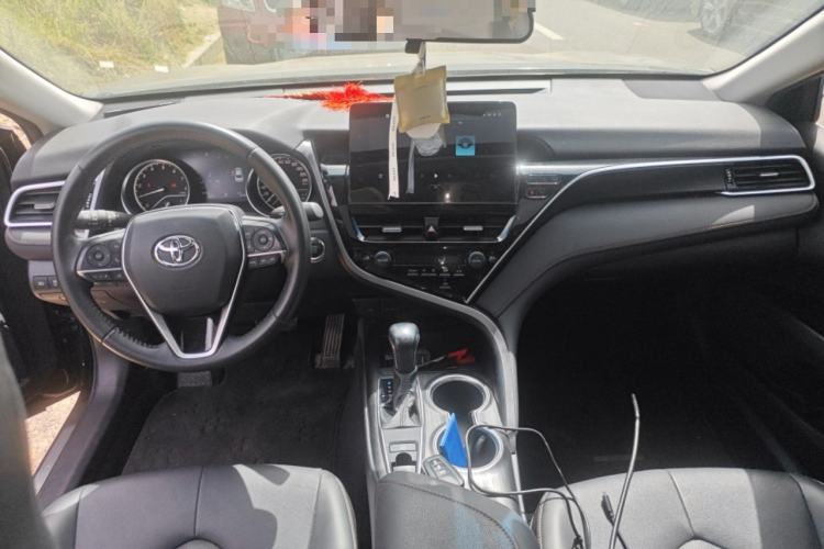 Used Toyota Camry 2021 2.0G Luxury Edition
