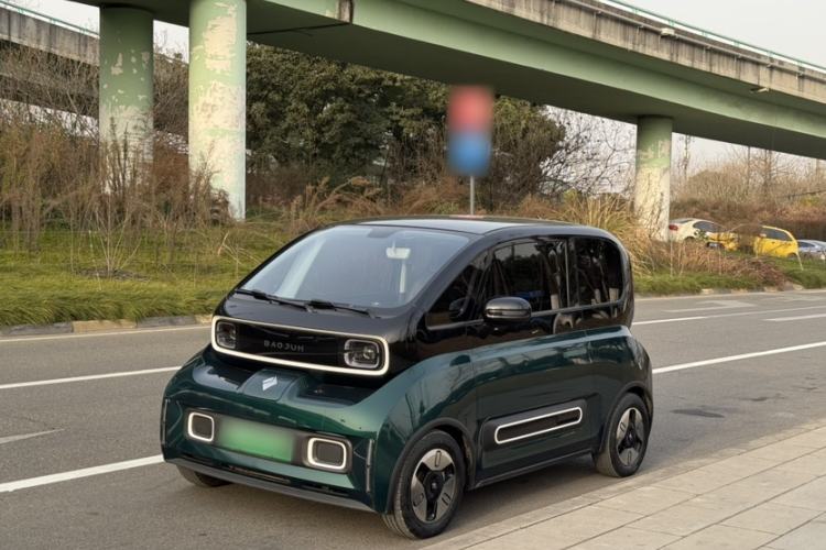 Used Baojun KiWi EV 2021 Artist Model Lithium Iron Phosphate