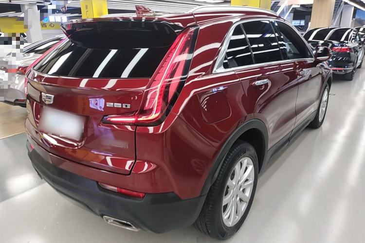Used Cadillac XT4 2018 28T Two-Wheel Drive Tech Version