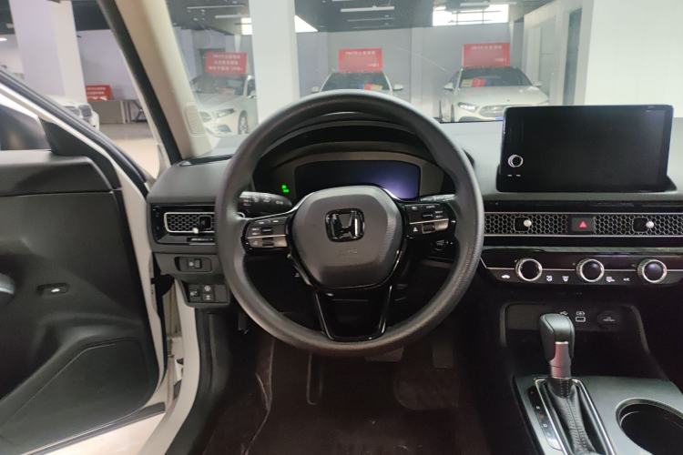 Used Honda Civic 2023 240TURBO CVT Dynamic · Center Stage Special Edition
